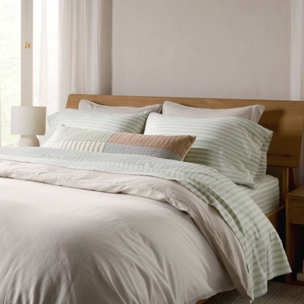 Parachute - King Relaxed Linen Stripe Sheet Set Jade & Parchme Jade & Parchment - Picture 3 of 4